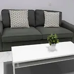 Céntrico Apartamento Cerca De La Playa *