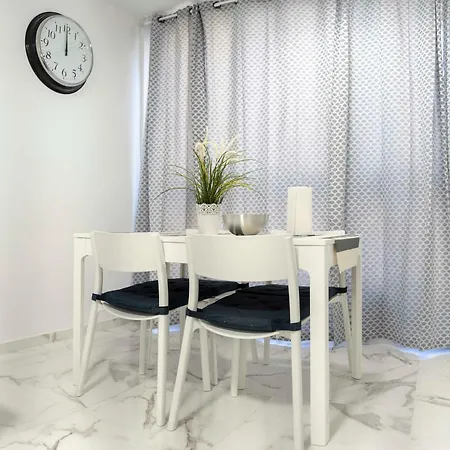 Céntrico Apartamento Cerca De La Playa Apartamento