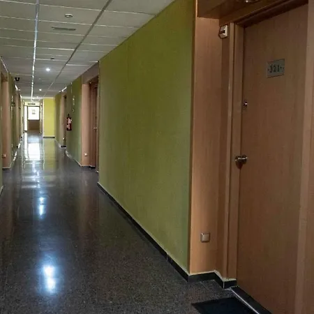Céntrico Apartamento Cerca De La Playa Apartamento *
