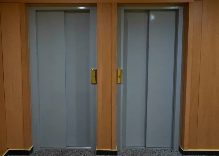 Céntrico Apartamento Cerca De La Playa Apartamento *