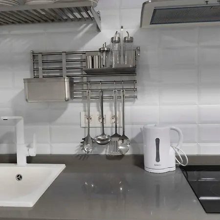 Céntrico Apartamento Cerca De La Playa *