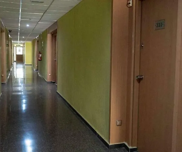 Centrico Apartamento Cerca De La Playa Apartman *